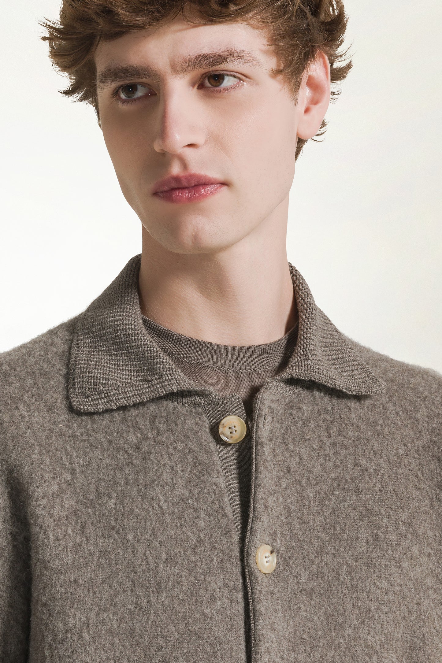 Cardigan in lana nocciola