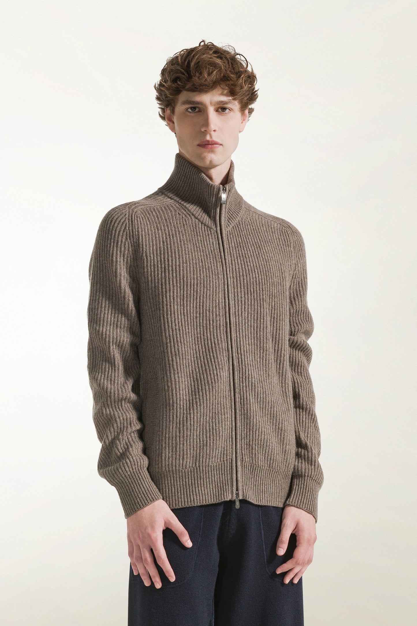 Hazelnut cashmere crewneck