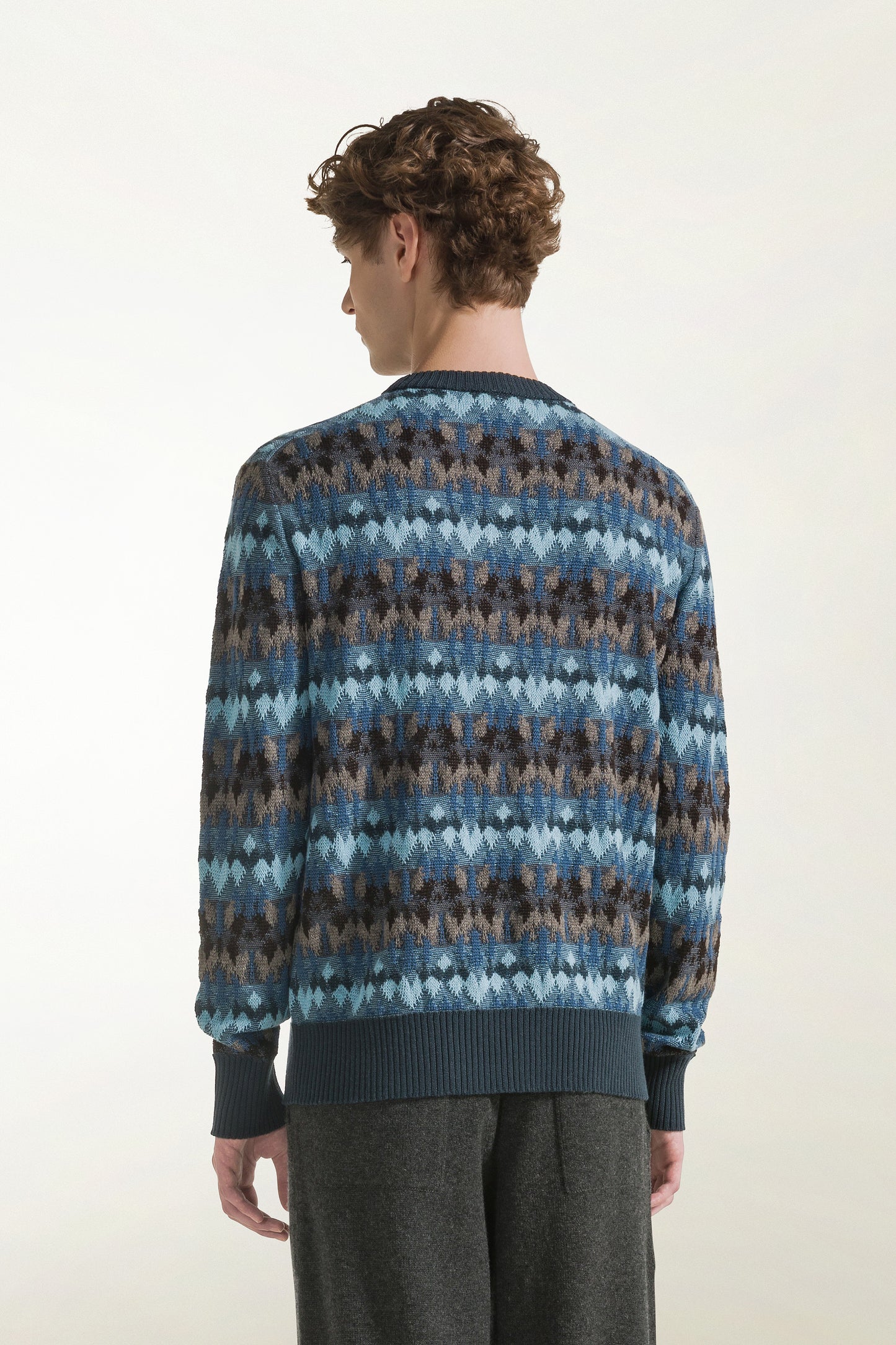 Maglione fantasia azzurro e nocciola