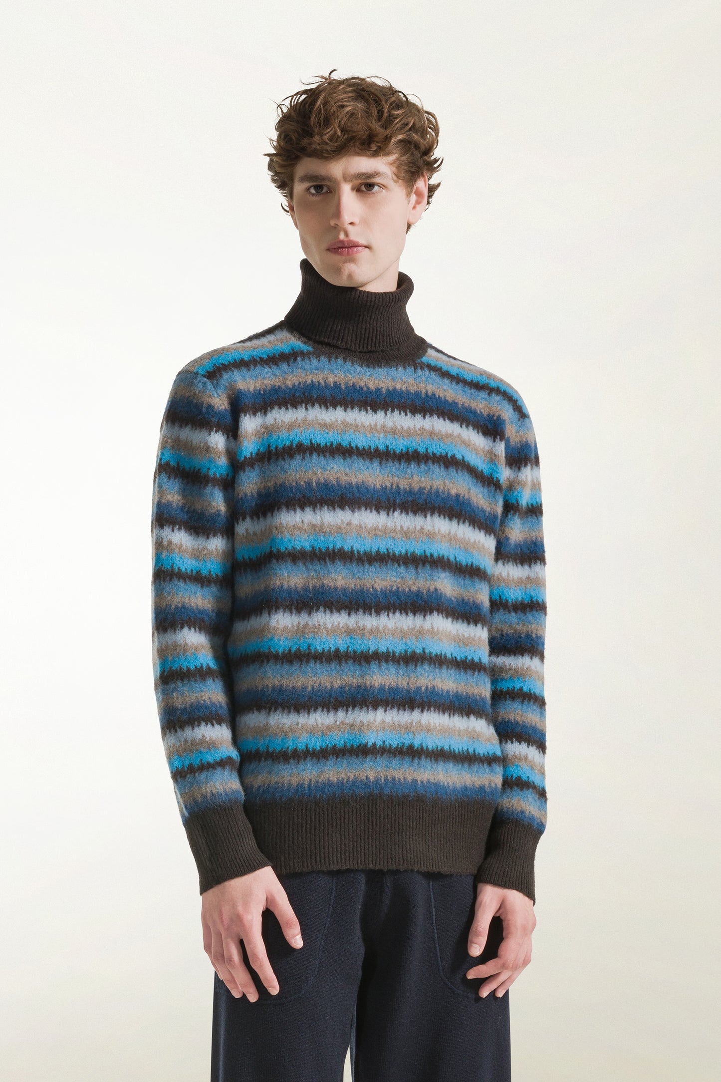 Multicolored striped turtleneck