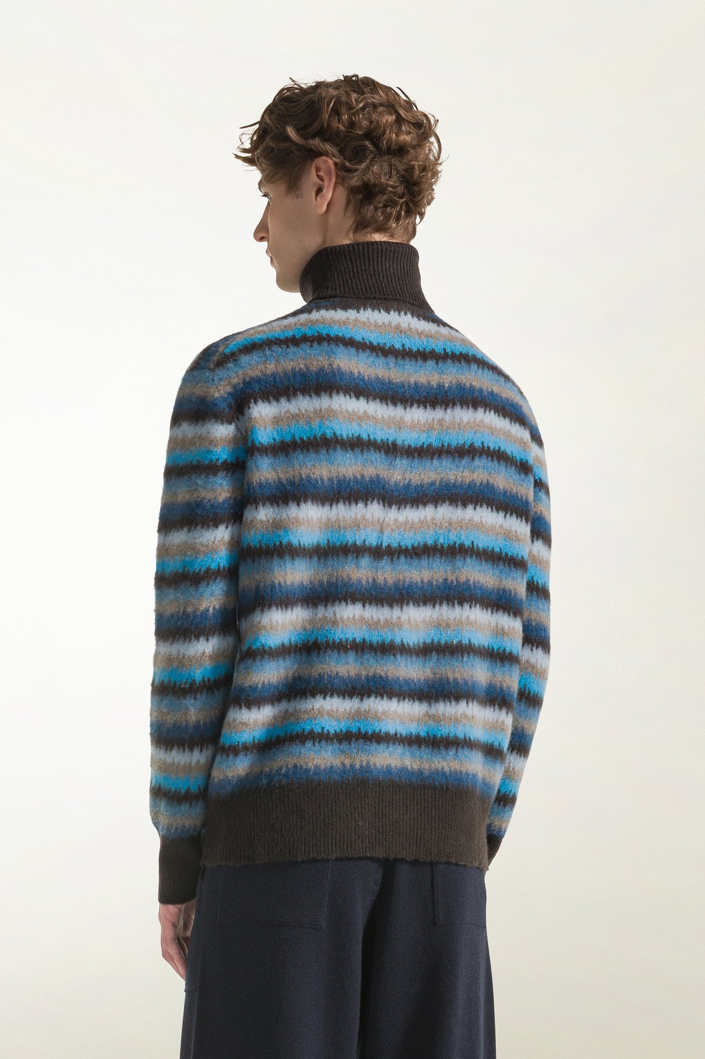 Multicolored striped turtleneck