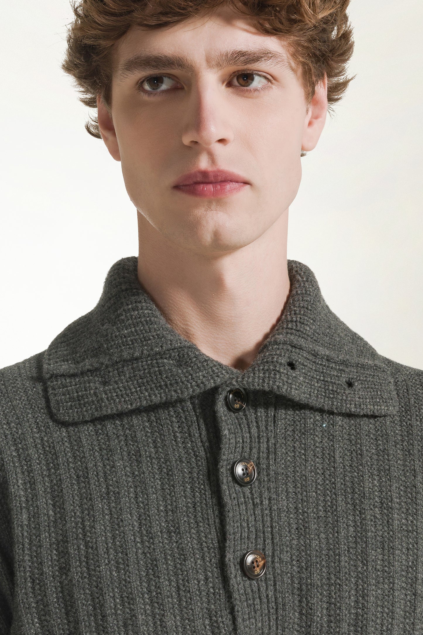 Anthracite turtleneck with buttons