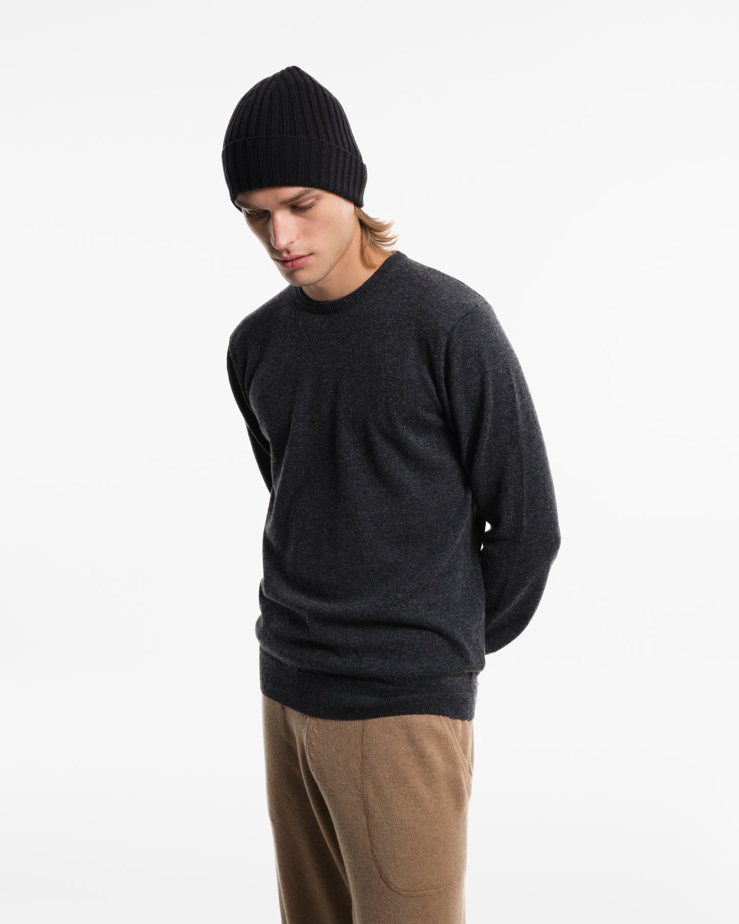 Girocollo in puro Cashmere antracite