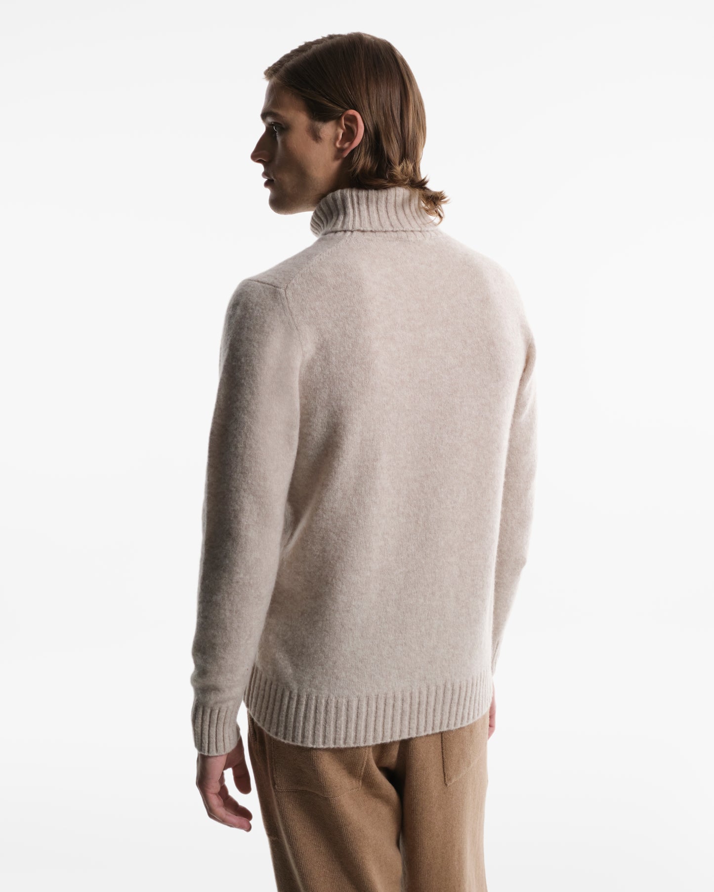 Natural turtleneck