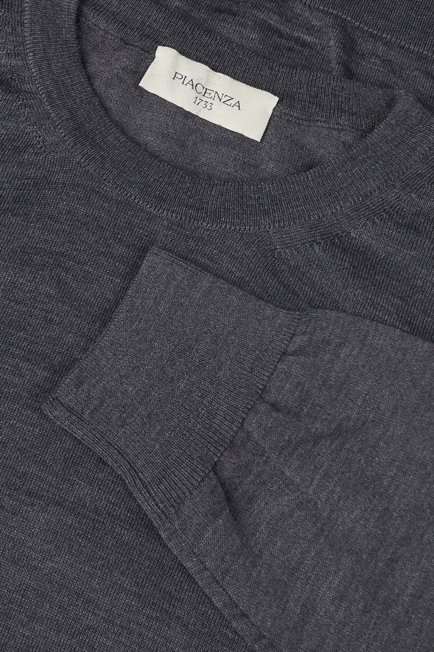 Girocollo leggero in lana merino colore antracite