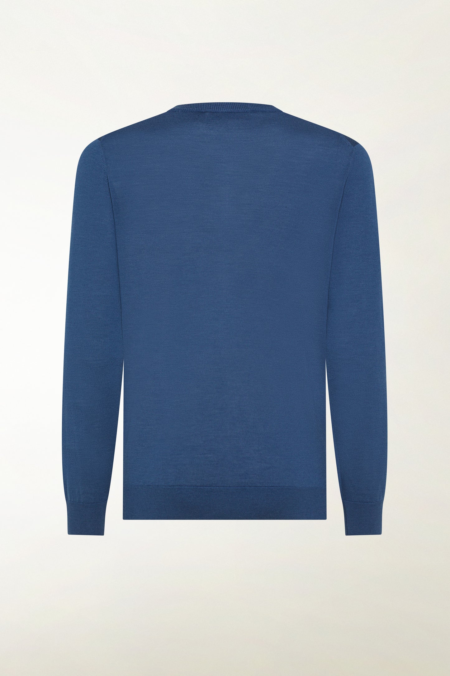 Lightweight V-neck in merino wool in jeans blue