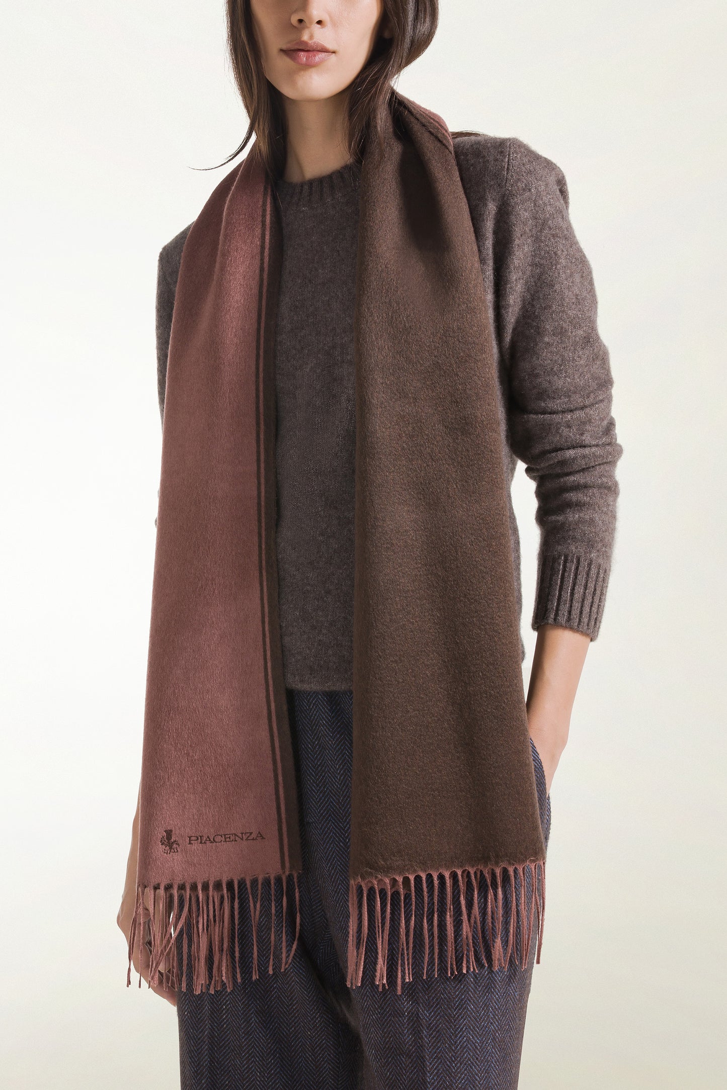 Sciarpa double Seta e Cashmere con ricamo