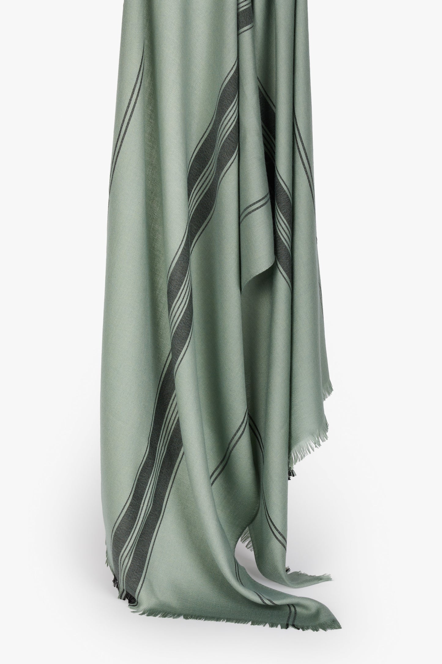 Plaza stole olive green black line
