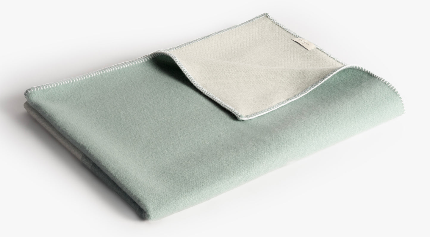 Green cot blanket