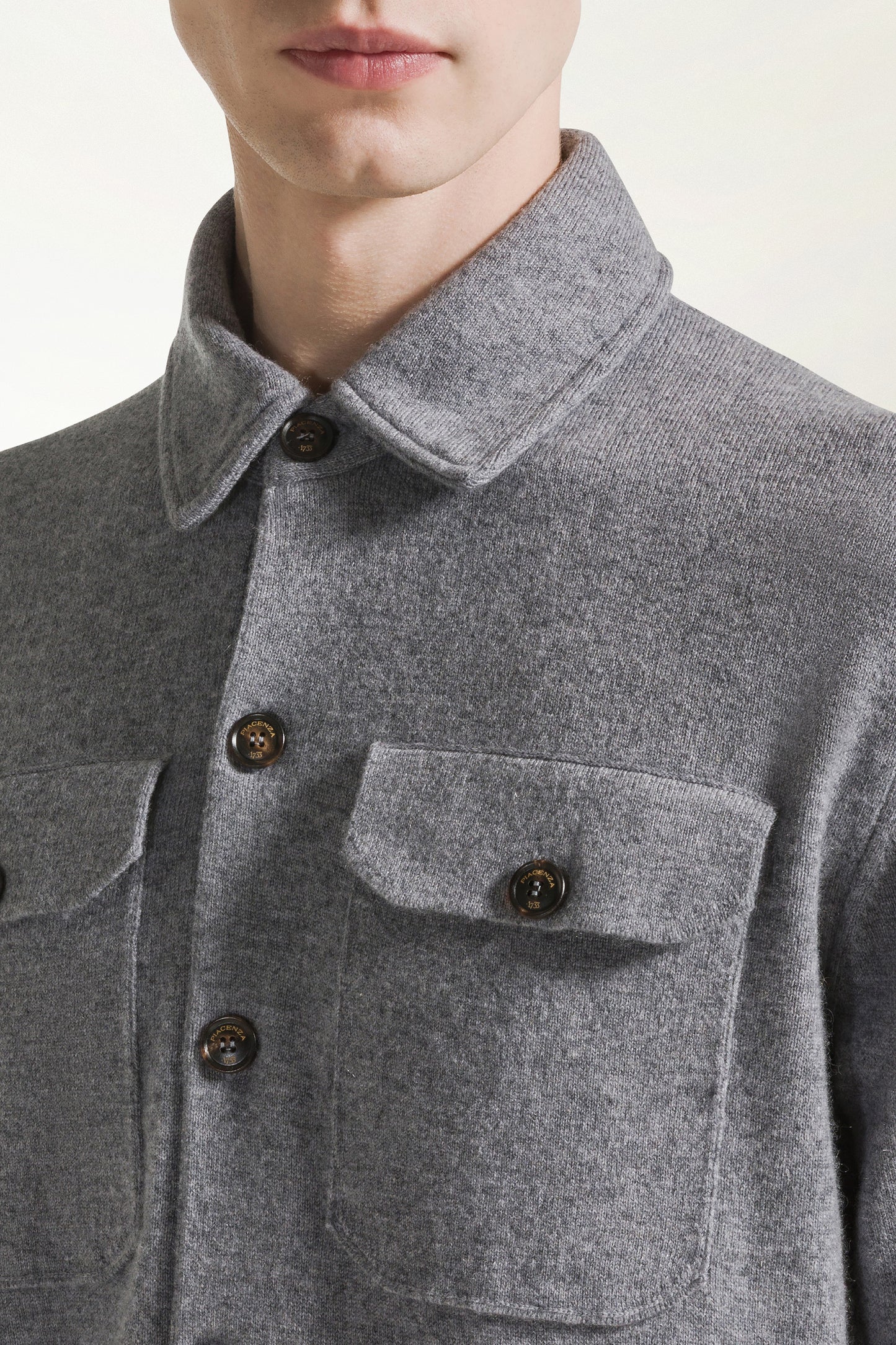 Camicia in cashmere grigio