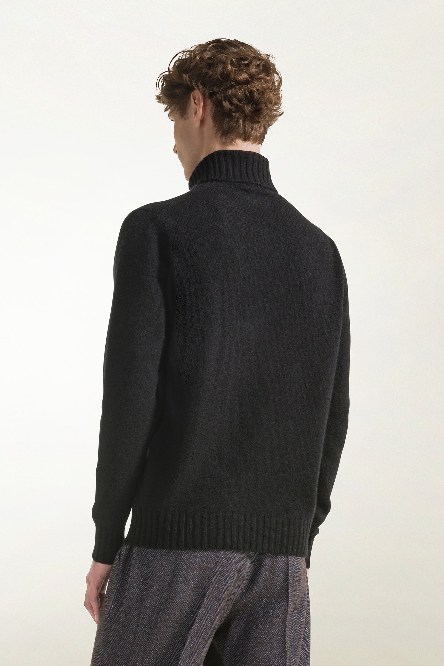 Black cashmere turtleneck