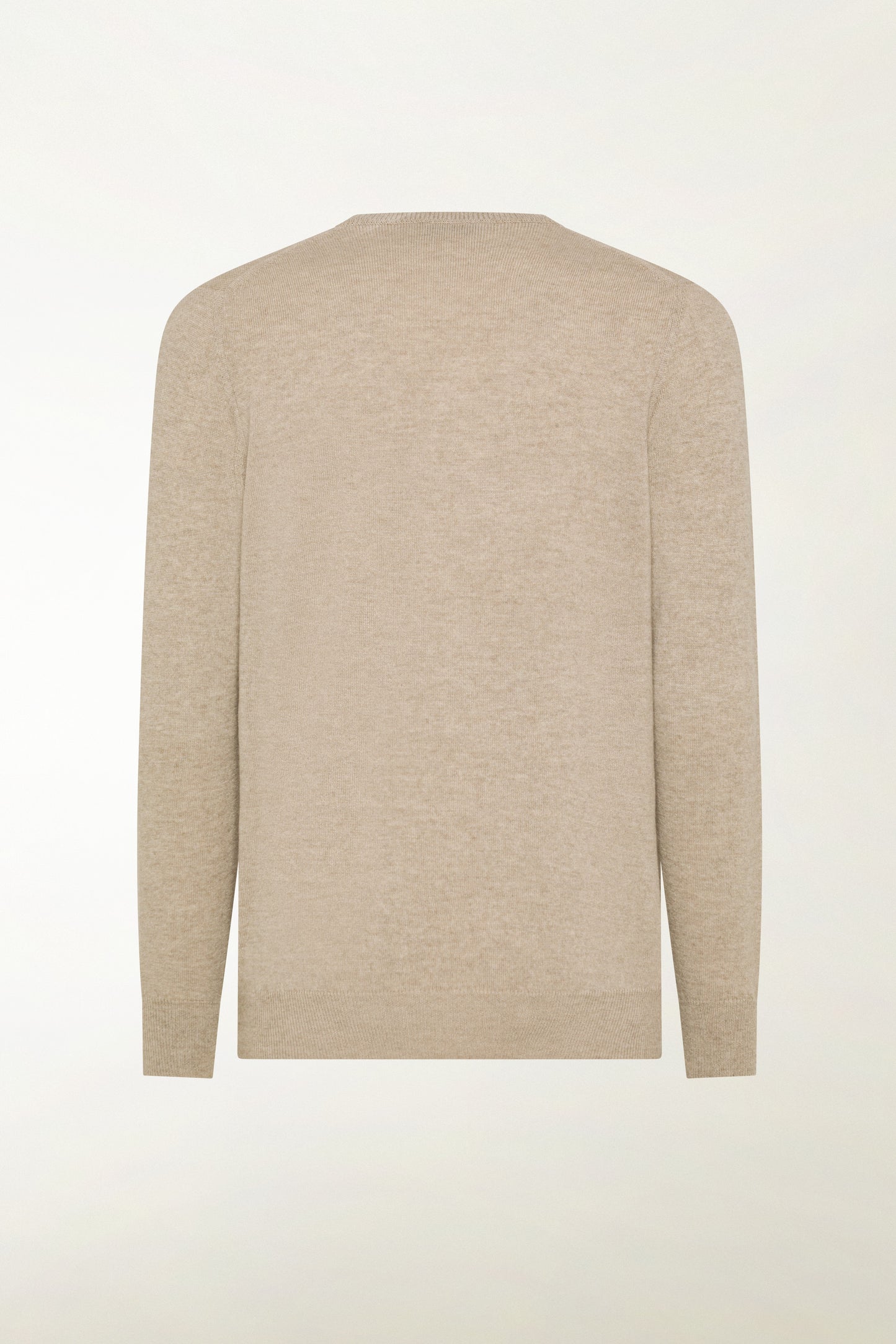 Natural cashmere V-neck