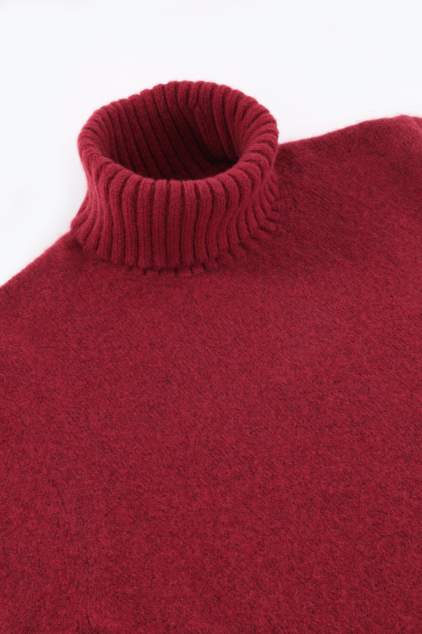 Red cashmere and silk turtleneck