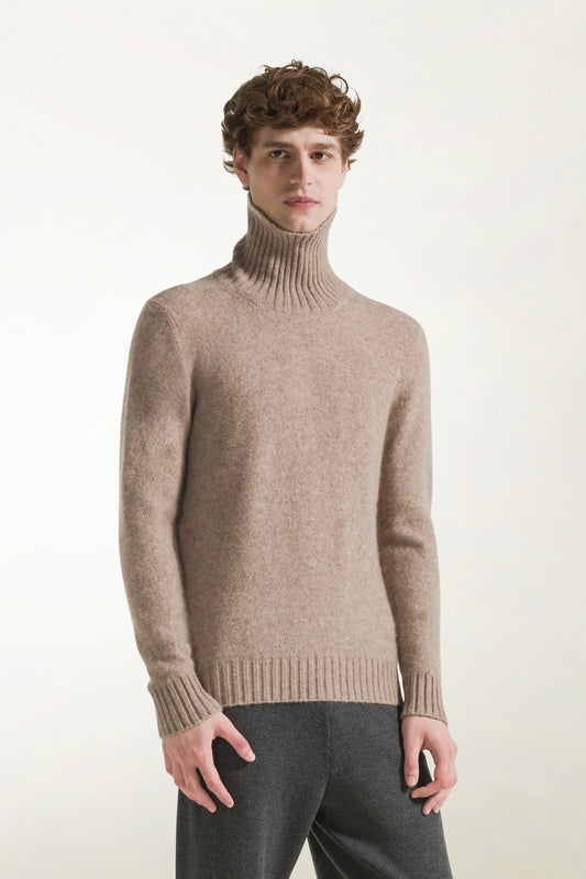 Dolcevita in cashmere e seta beige