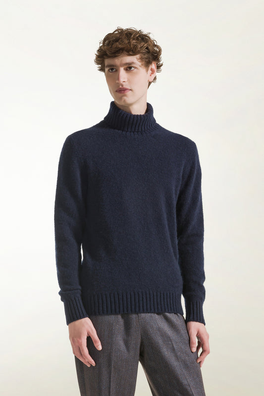 Dolcevita in cashmere e seta blu