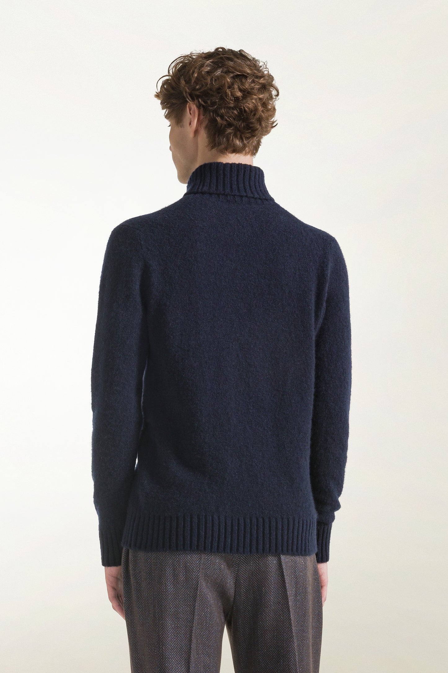 Dolcevita in cashmere e seta blu
