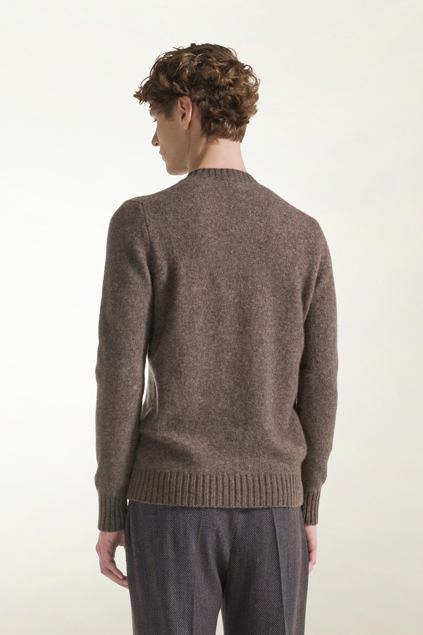 Girocollo in cashmere e seta nocciola