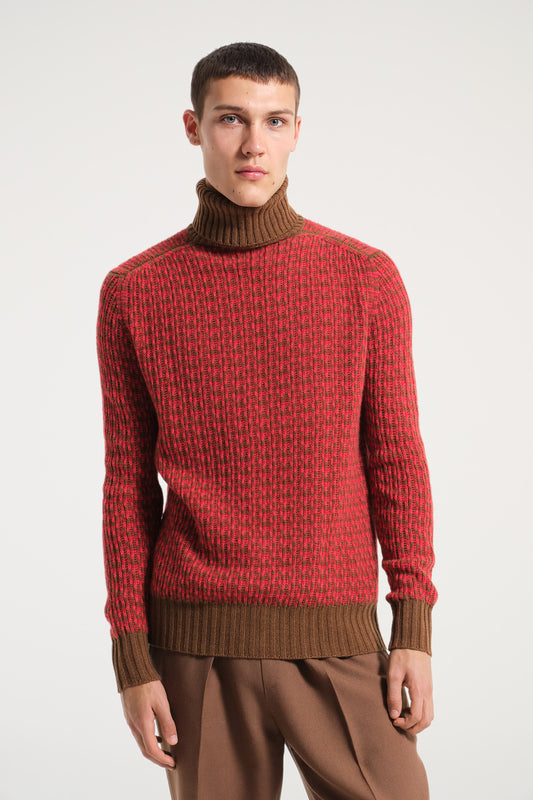 RED TURTLENECK