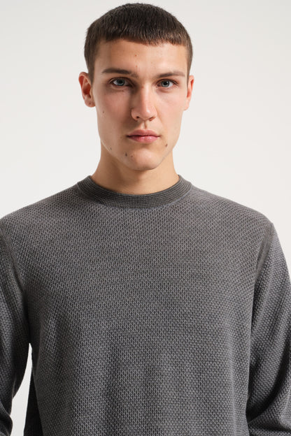 GRAY CREW NECK
