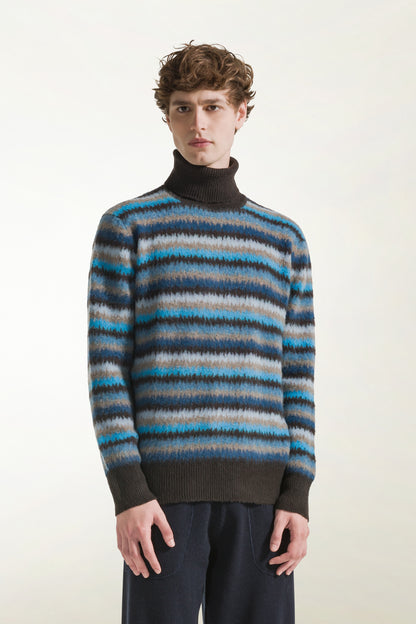 Multicolored striped turtleneck