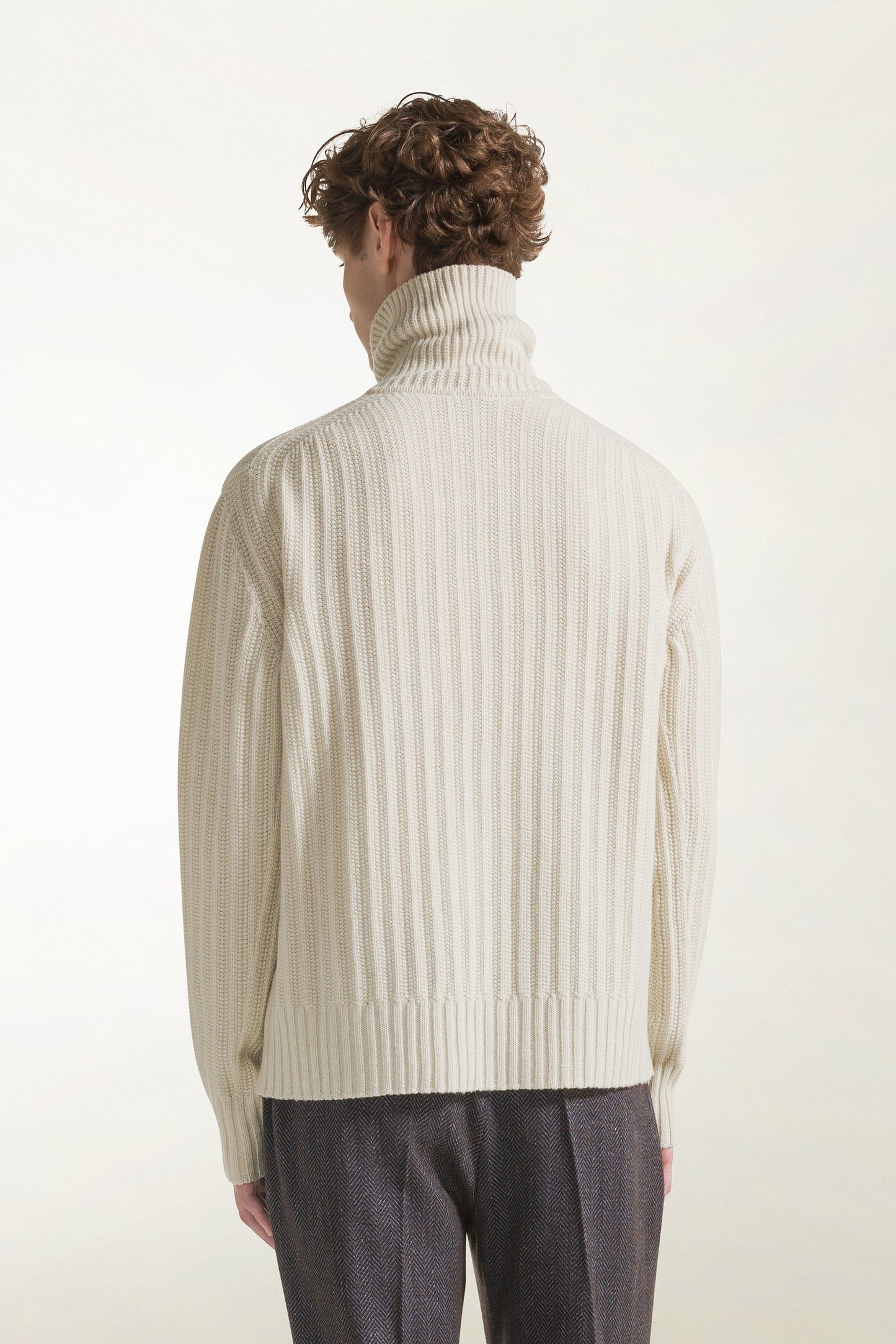 Natural turtleneck with buttons
