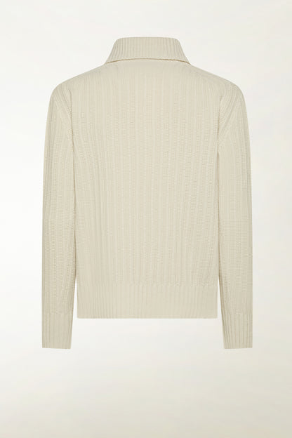 Natural turtleneck with buttons