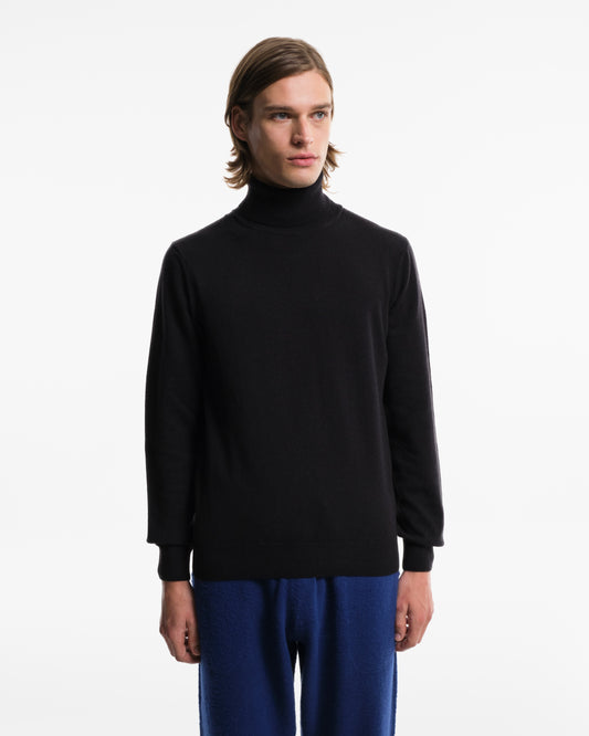 Dolcevita in puro Cashmere nero