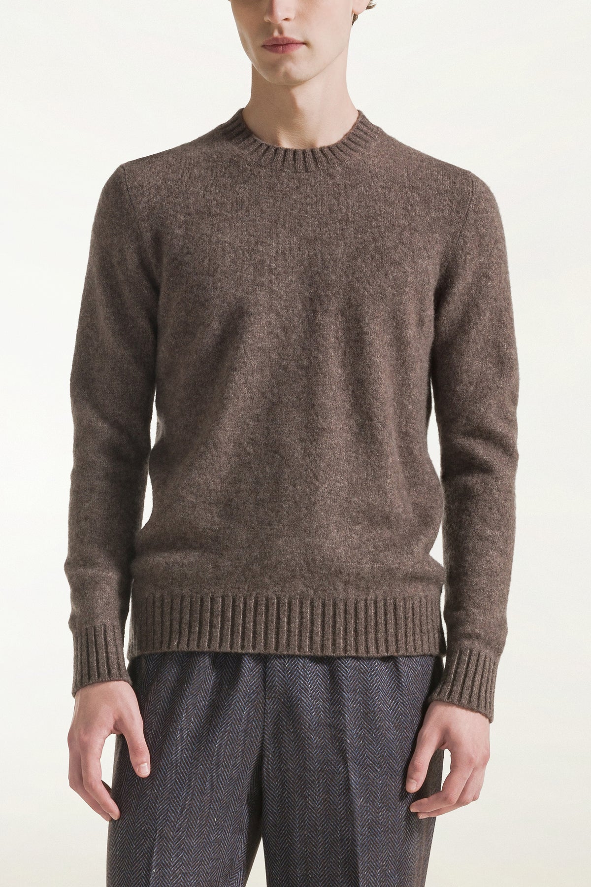 Hazelnut cashmere and silk crewneck | PIACENZA 1733