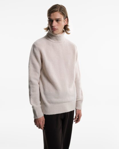 Turtleneck in natural wool