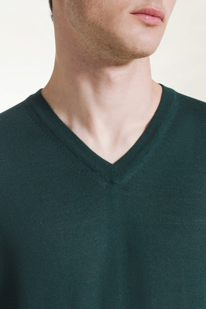 Lightweight V-neck sweater in dark green merino wool | PIACENZA 1733