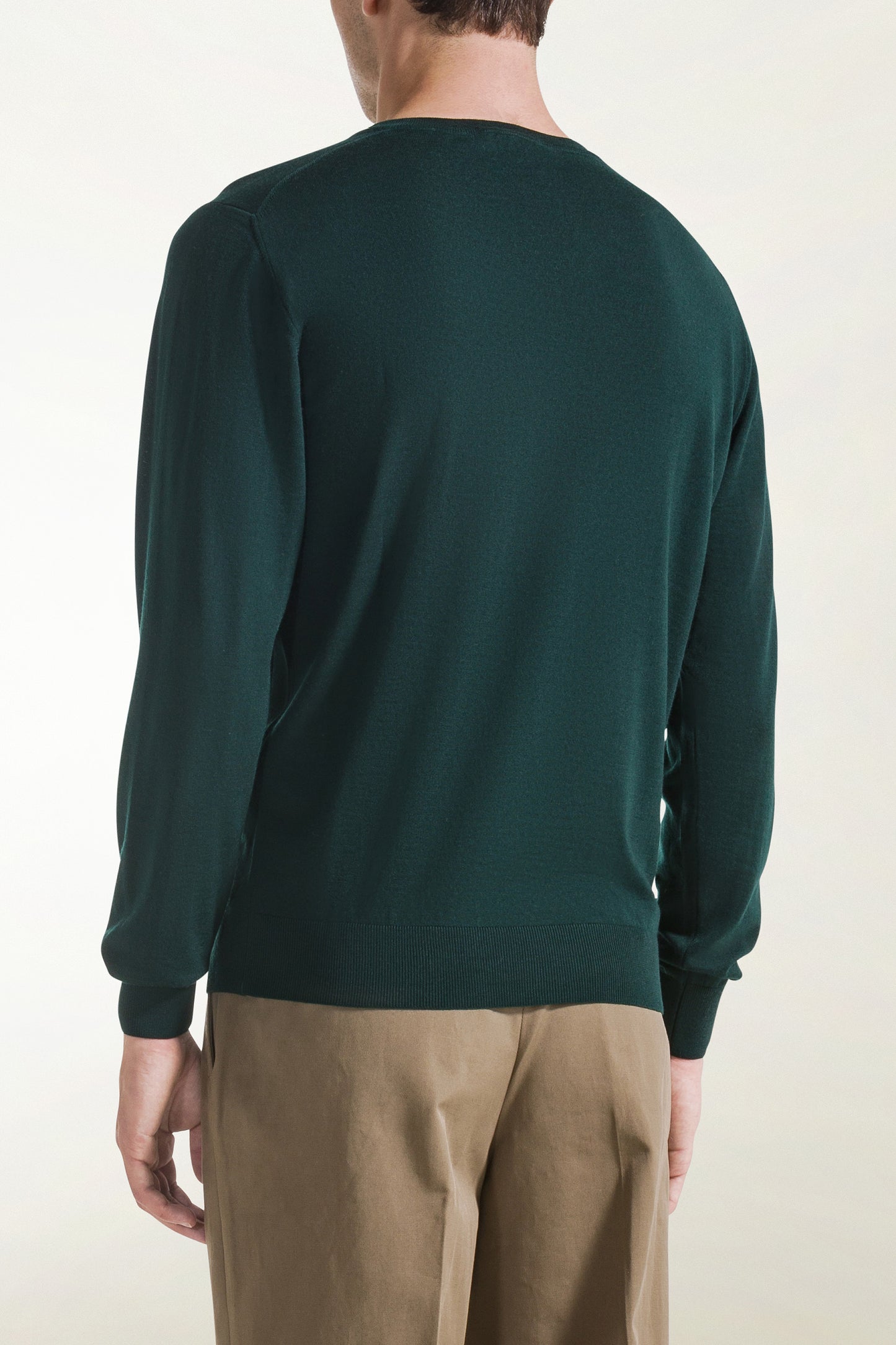 Lightweight V-neck sweater in dark green merino wool