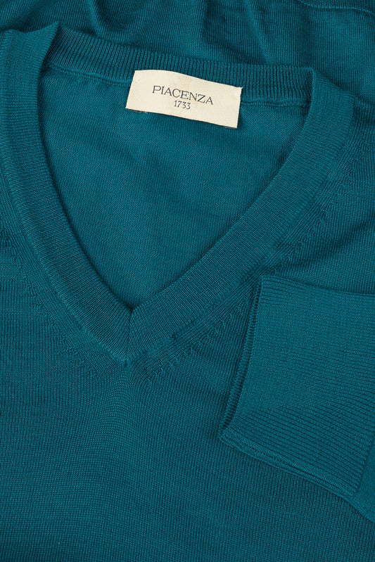Lightweight V-neck in petrol green merino wool - Iconic | PIACENZA 1733
