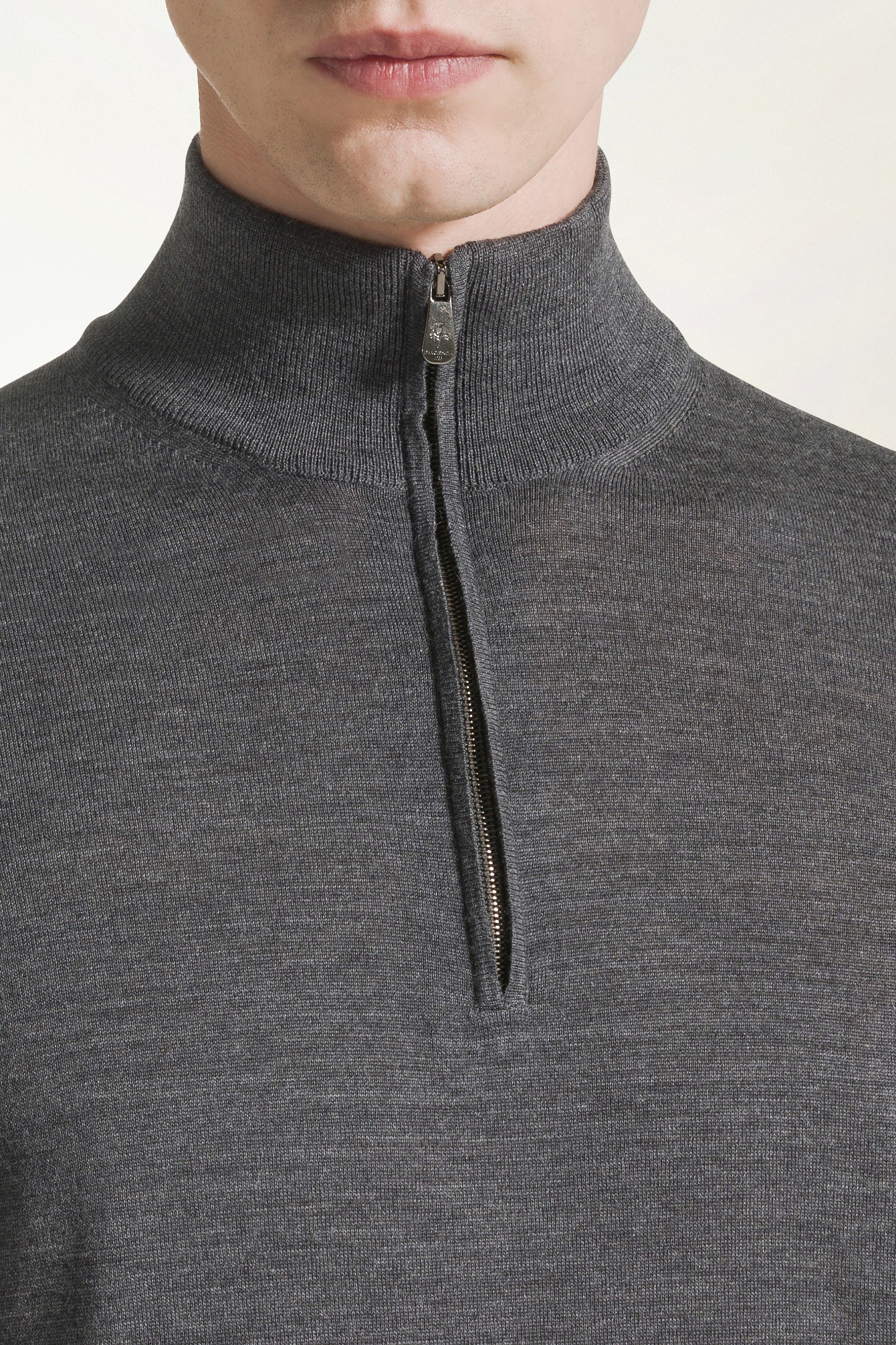 Lightweight zip-up turtleneck sweater in anthracite merino wool | PIACENZA 1733
