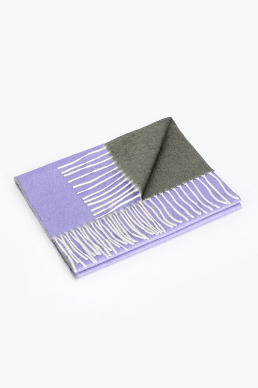 Double-knit silk and cashmere scarf in lilac and green - Embroidery | PIACENZA 1733