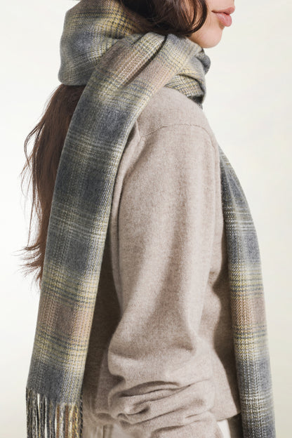 Cashmere tartan scarf