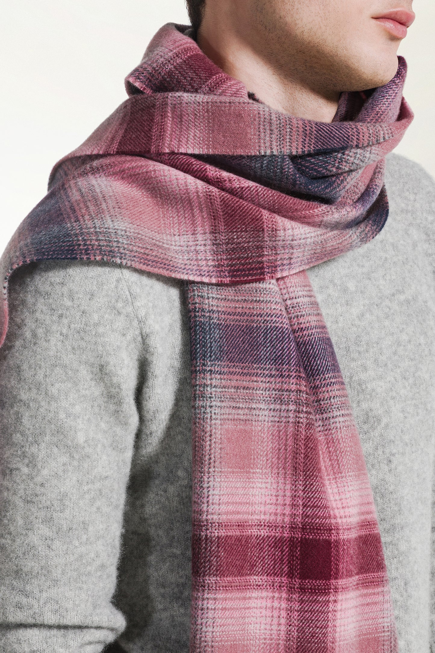 Cashmere tartan scarf