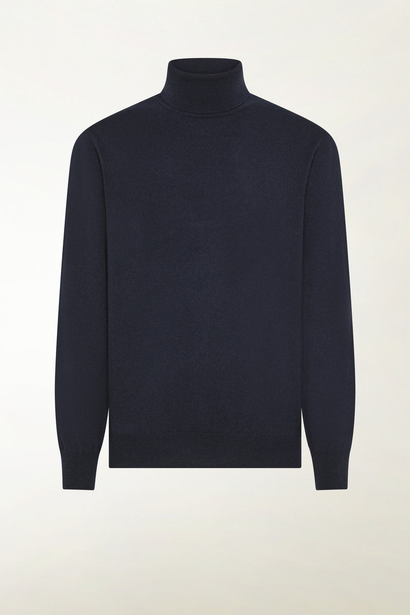 Blue cashmere turtleneck