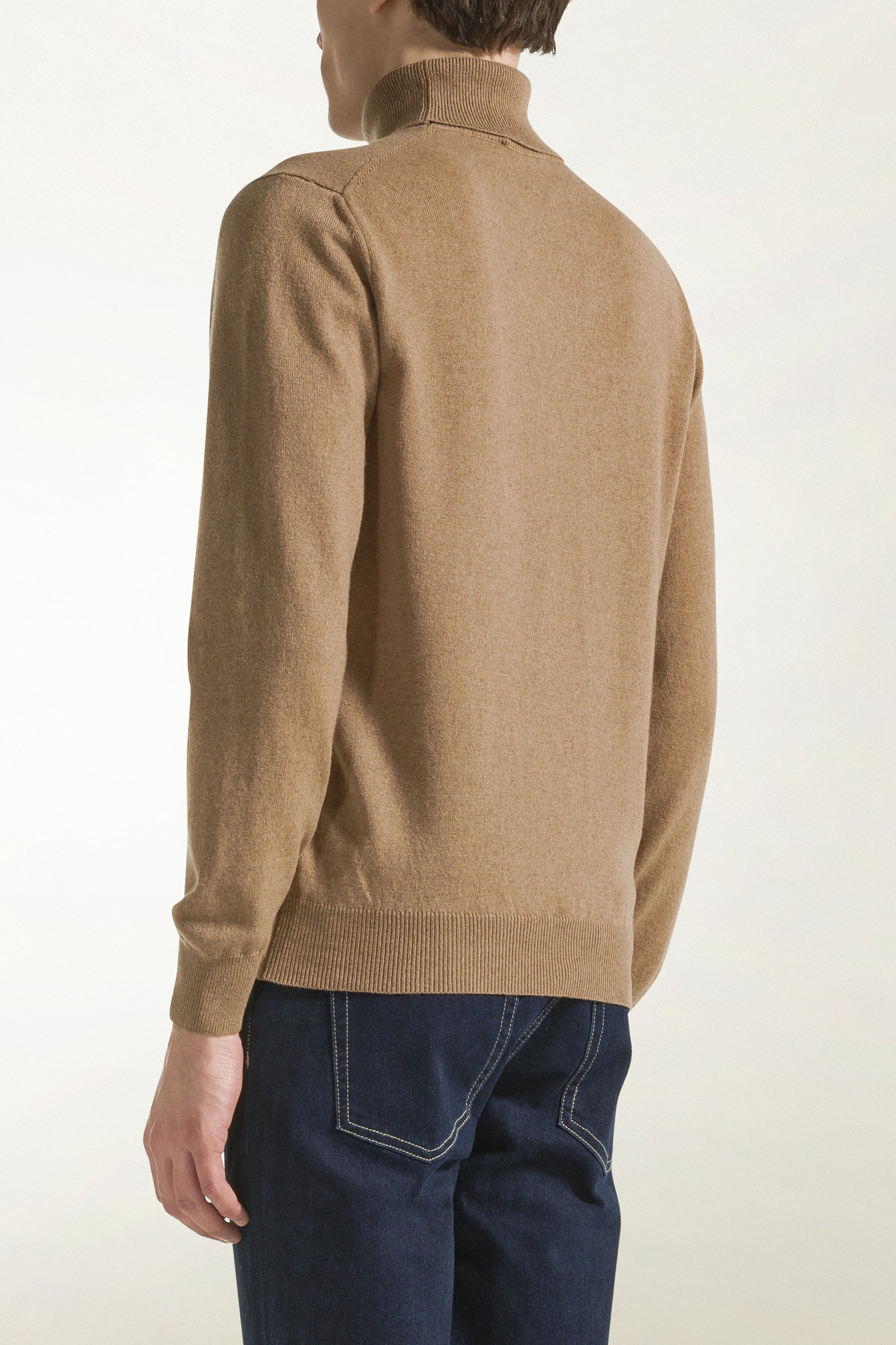 Camel-colored cashmere turtleneck | PIACENZA 1733