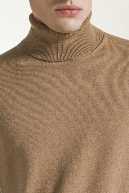 Camel-colored cashmere turtleneck | PIACENZA 1733
