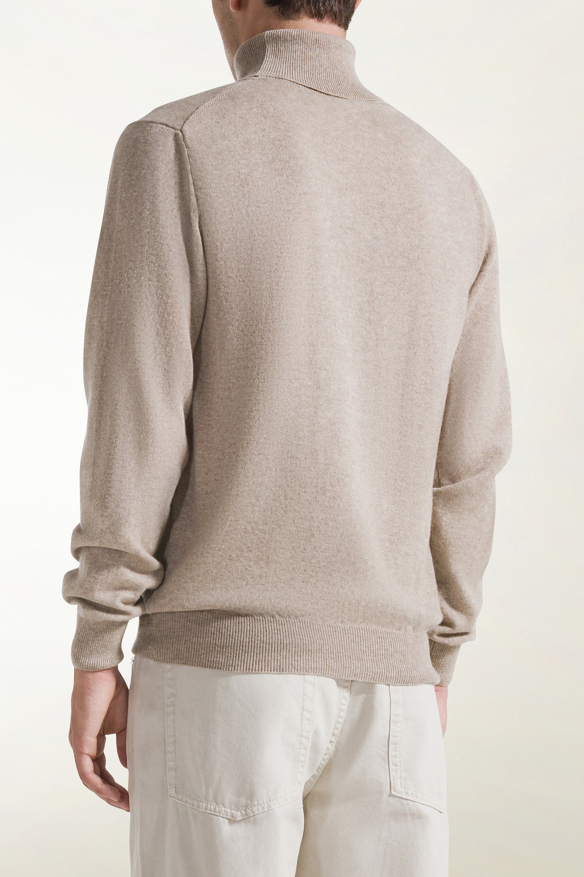Natural-colored cashmere turtleneck | PIACENZA 1733