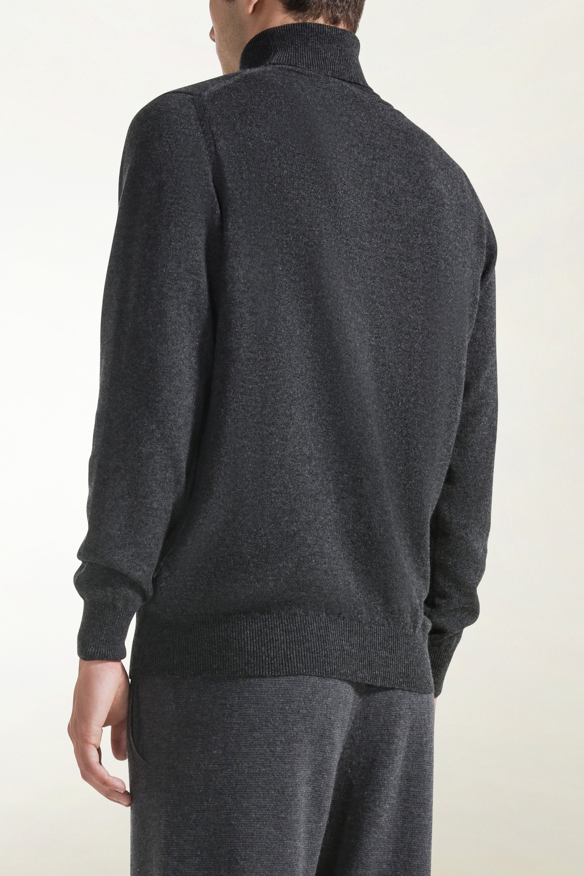 Anthracite-colored cashmere turtleneck | PIACENZA 1733