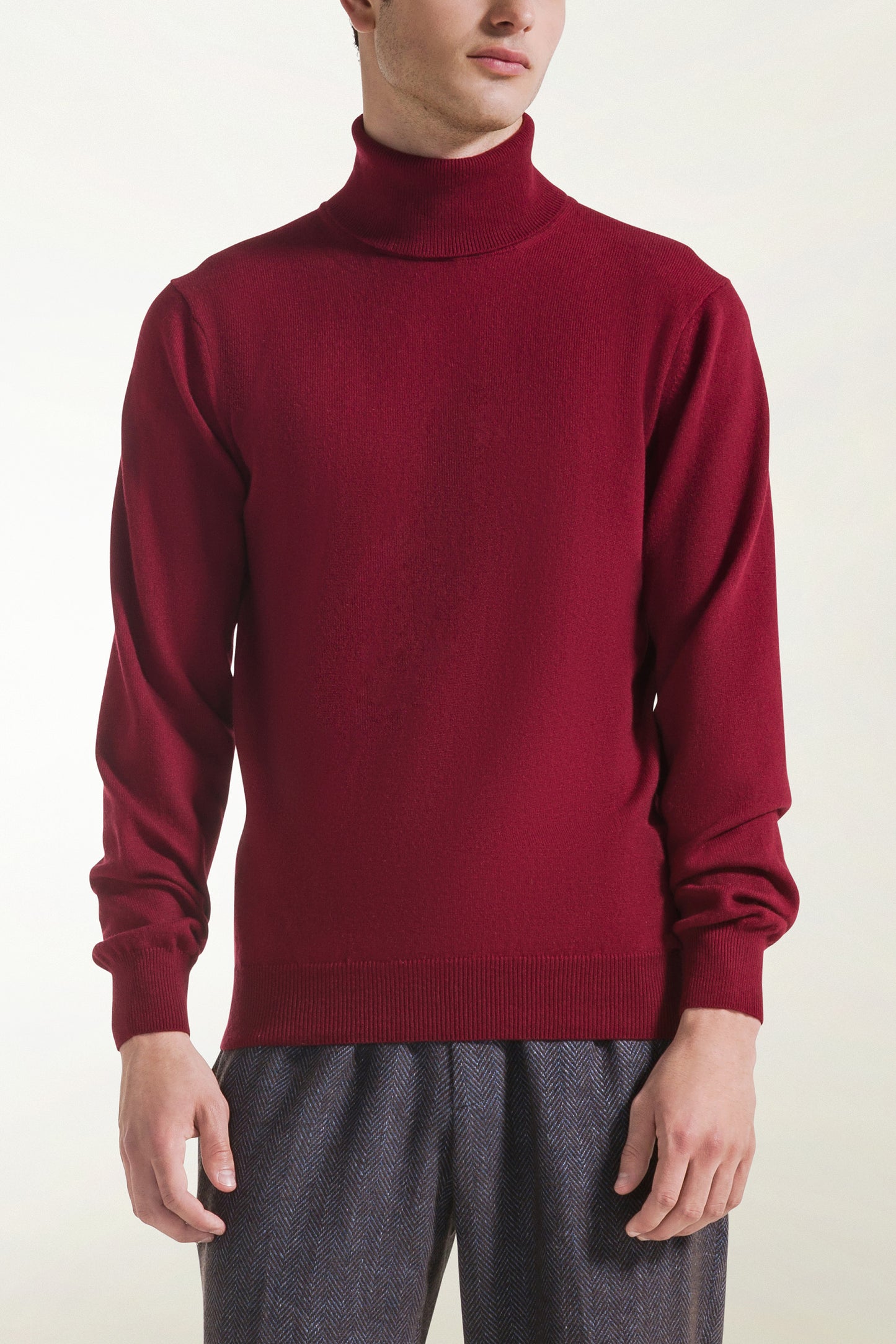 Burgundy cashmere turtleneck