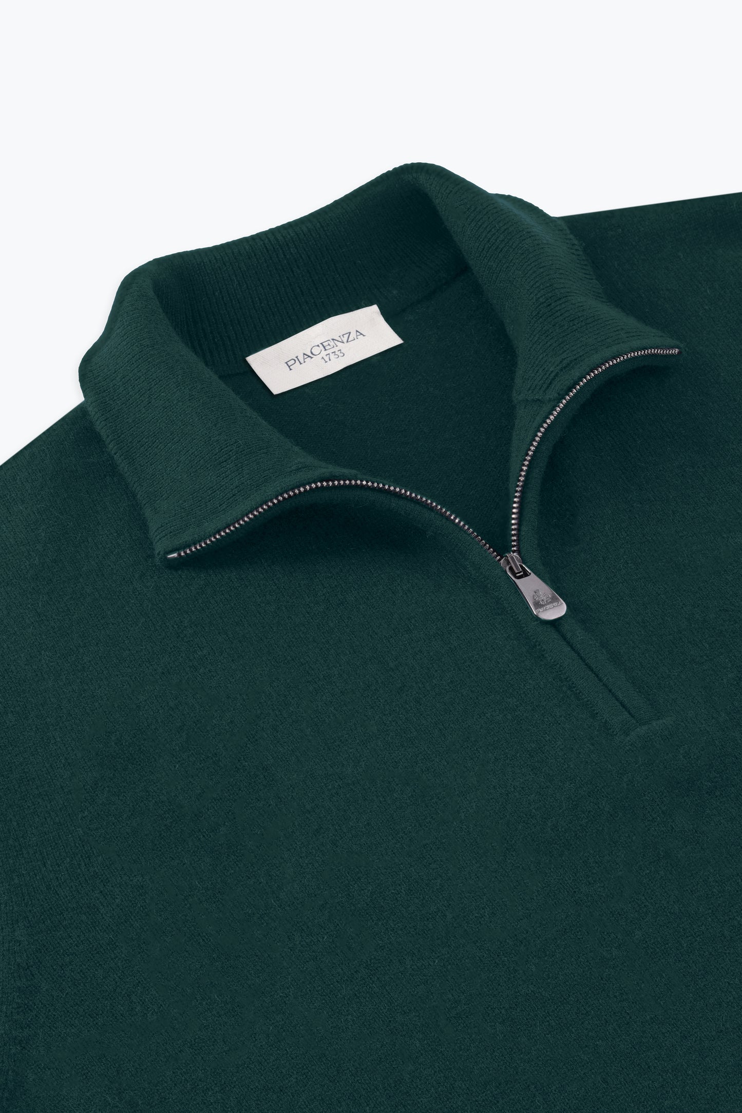 GREEN ZIP TURTLENECK