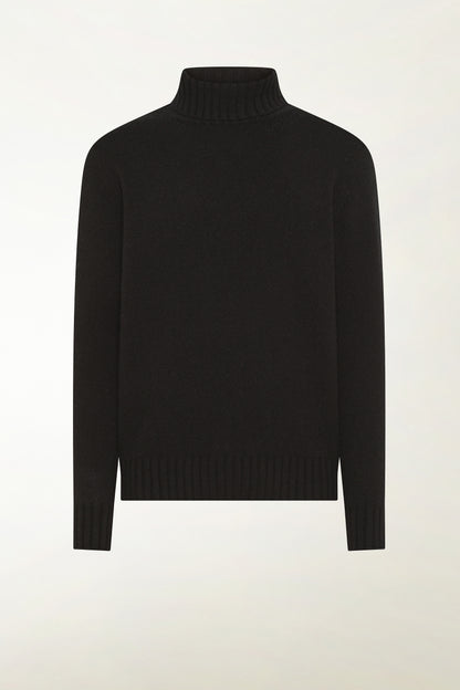 Black cashmere turtleneck