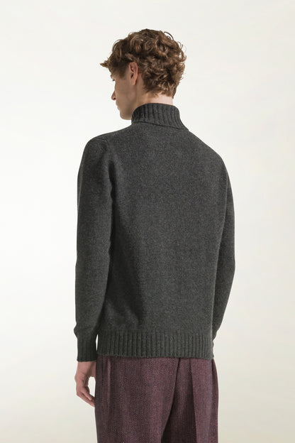 Anthracite cashmere turtleneck