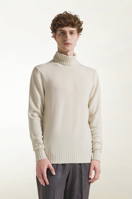 Cream cashmere turtleneck