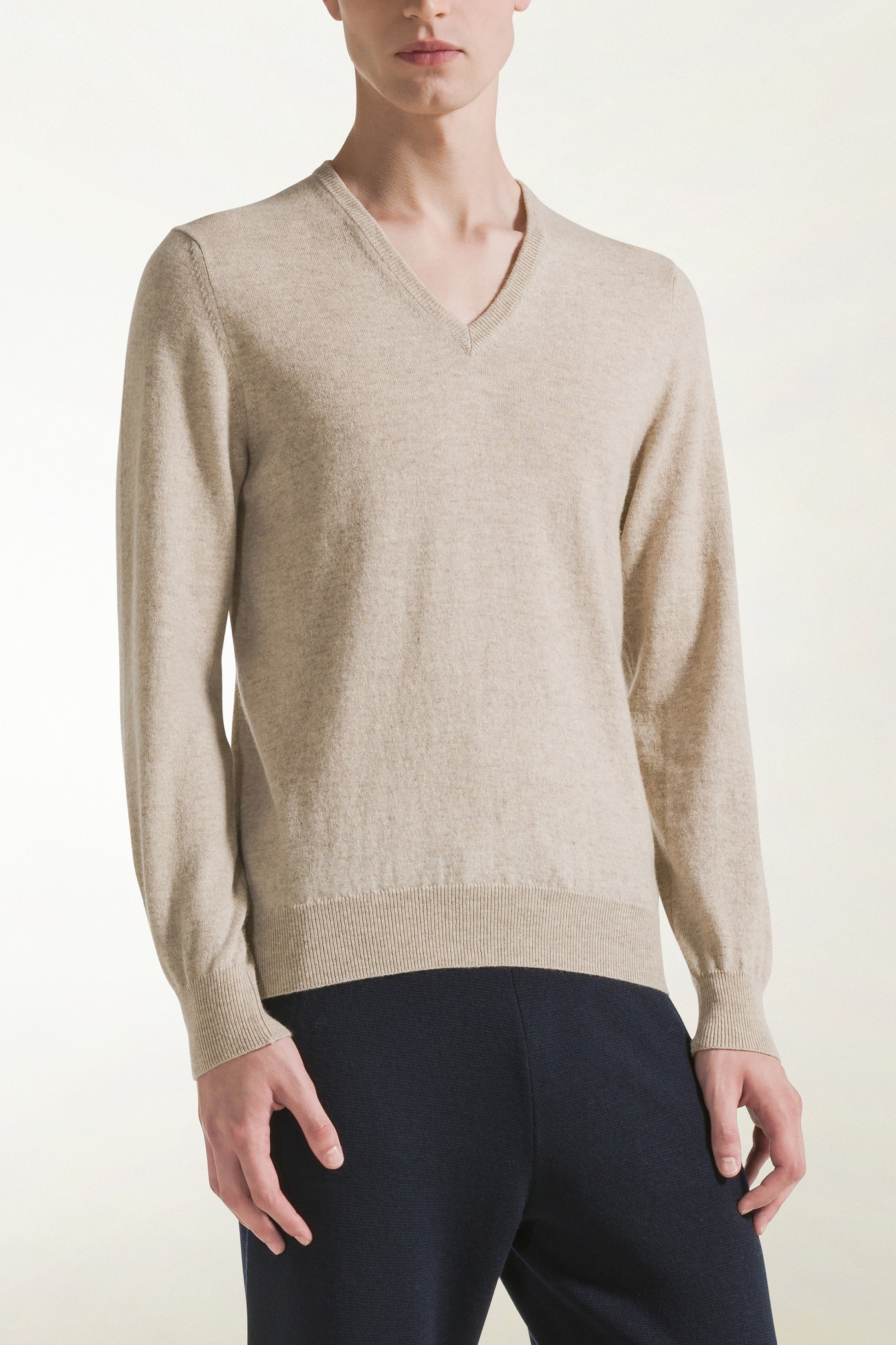 Natural cashmere V-neck | PIACENZA 1733