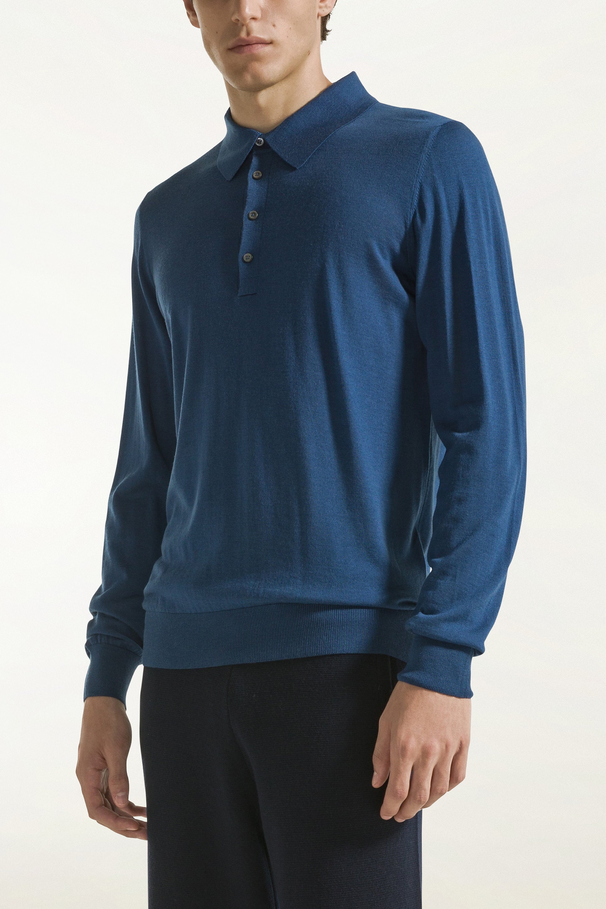 Lightweight merino wool polo shirt in jeans blue | PIACENZA 1733