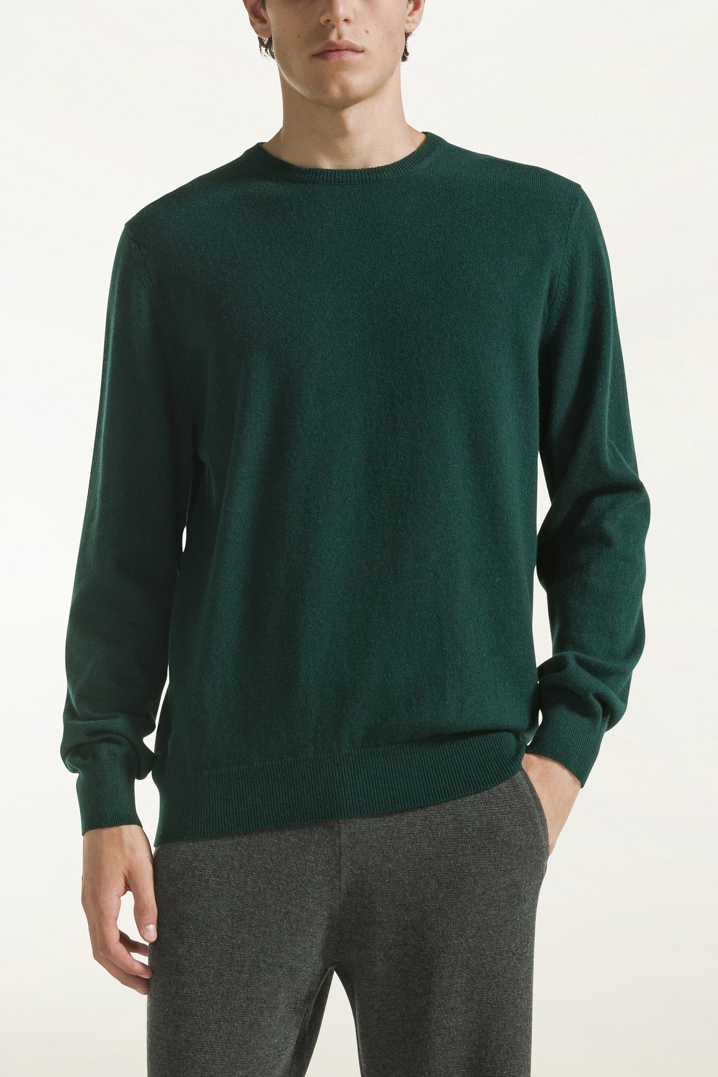 Green cashmere crewneck