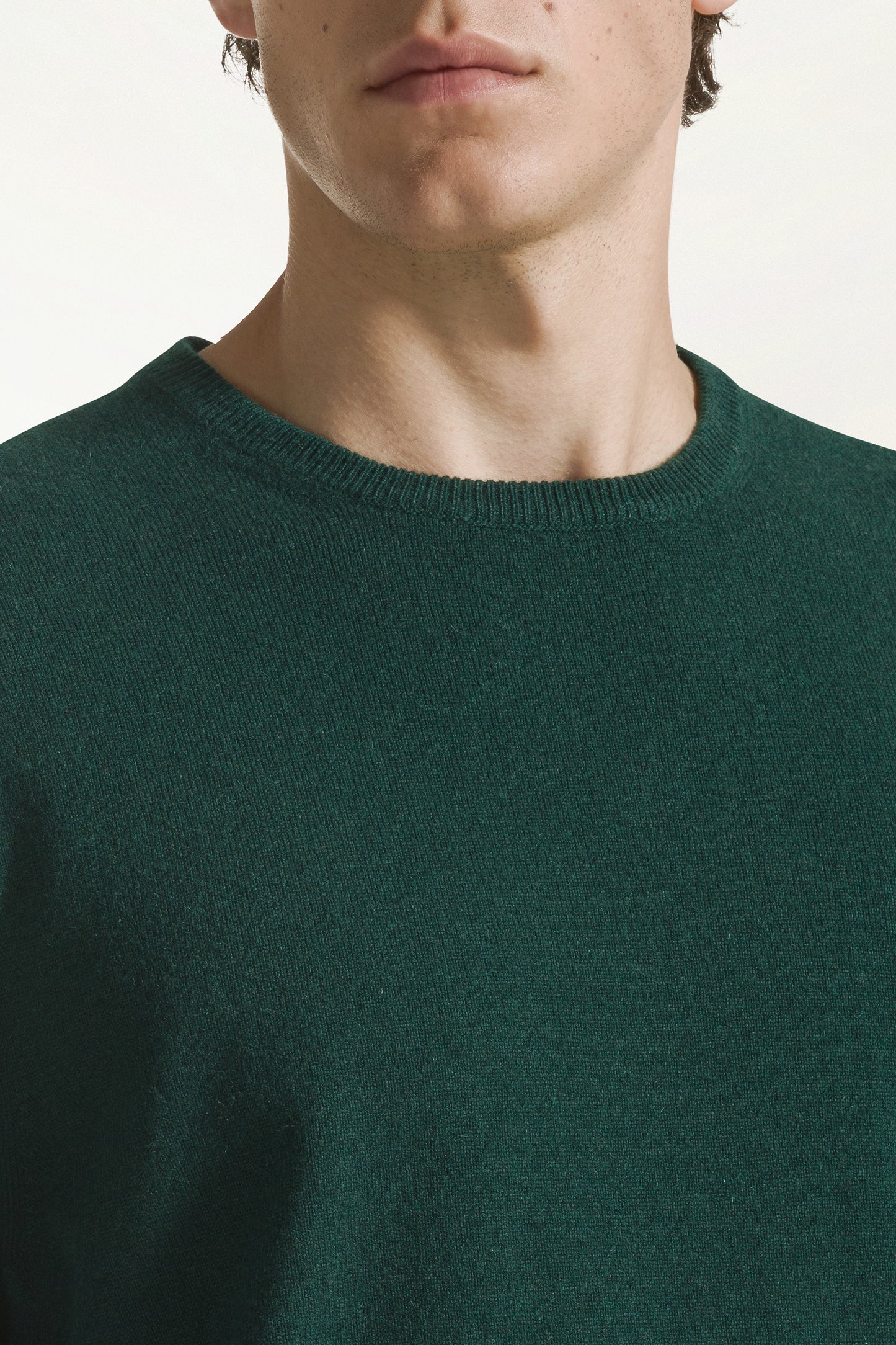 Green cashmere crewneck